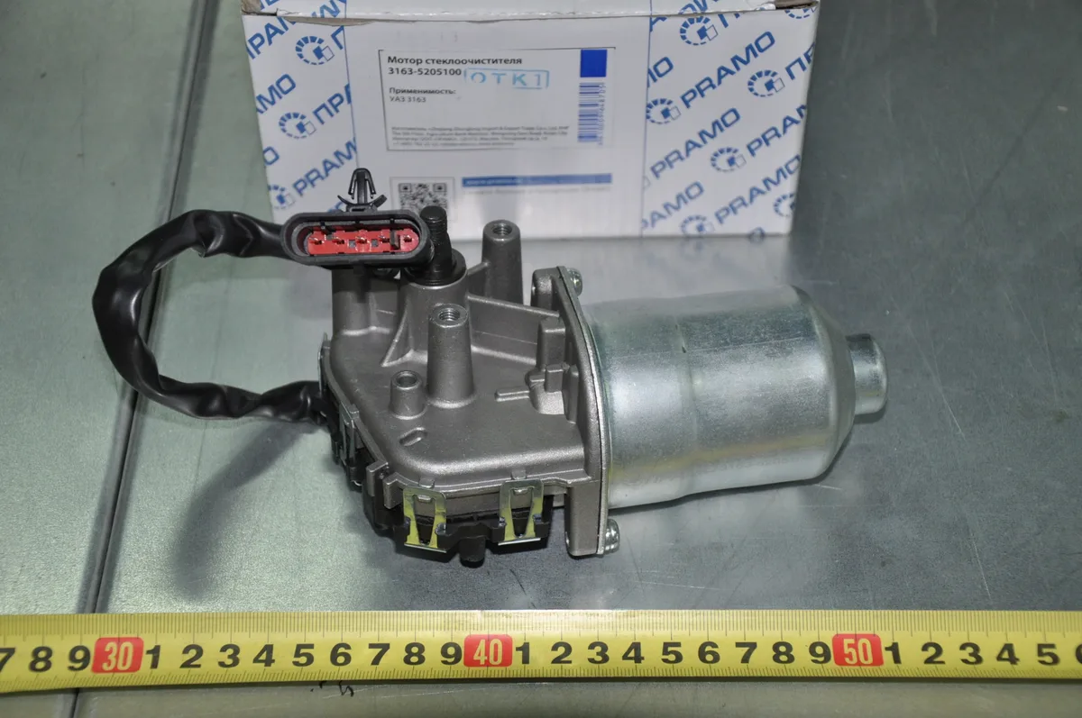 Мотор стеклоочистителя 12V 40Вт