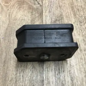 Амортизатор двигателя Д-245