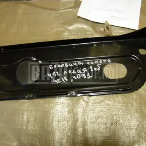 Боковина капота левая для ЗИЛ-4331